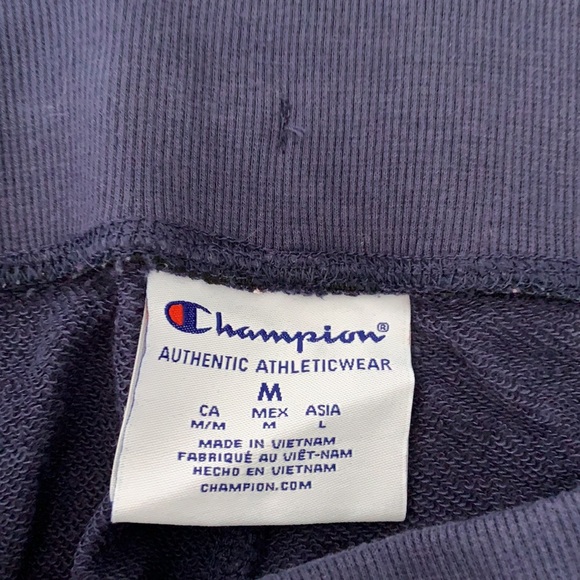 Champion Shorts - Picture 2 of 2